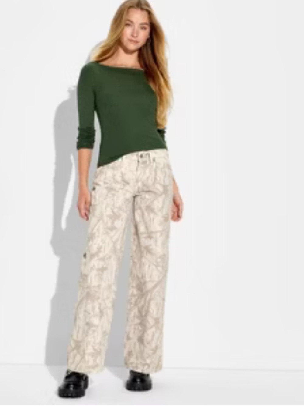 Women’s Low Rise Baggy Jeans